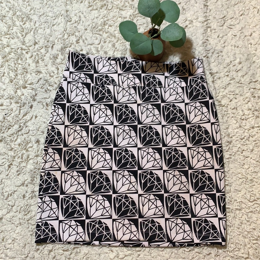 Good condition nice skirt.